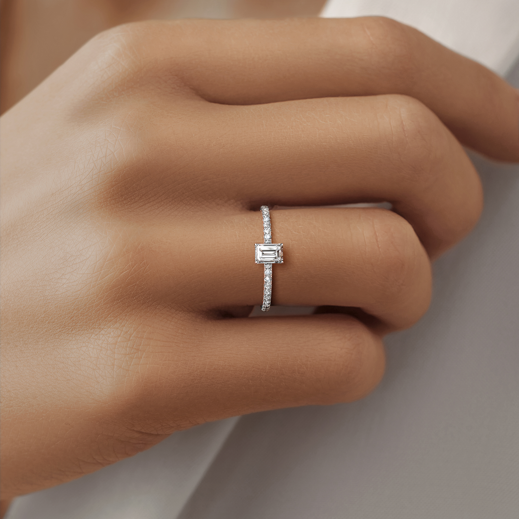 Помолвочное кольцо с бриллиантом «Admiration», артикул LR0111EM01