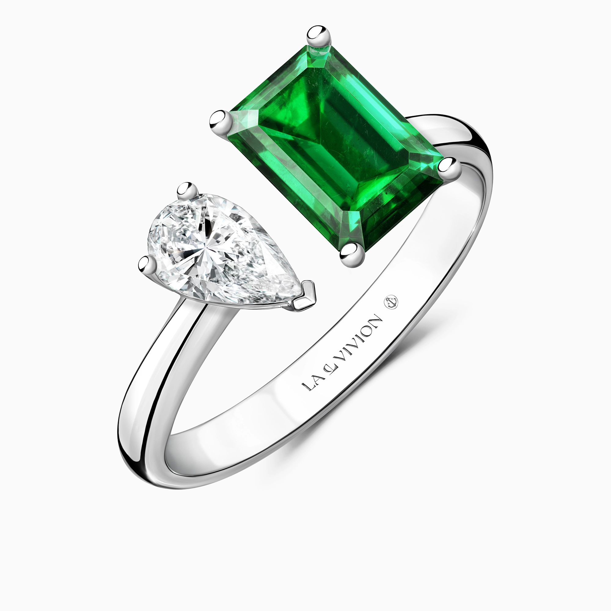 Кольцо с изумрудом «Creation», артикул LR70004
